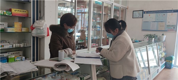 县市场监管局丁香所开展药店疫情防控检查