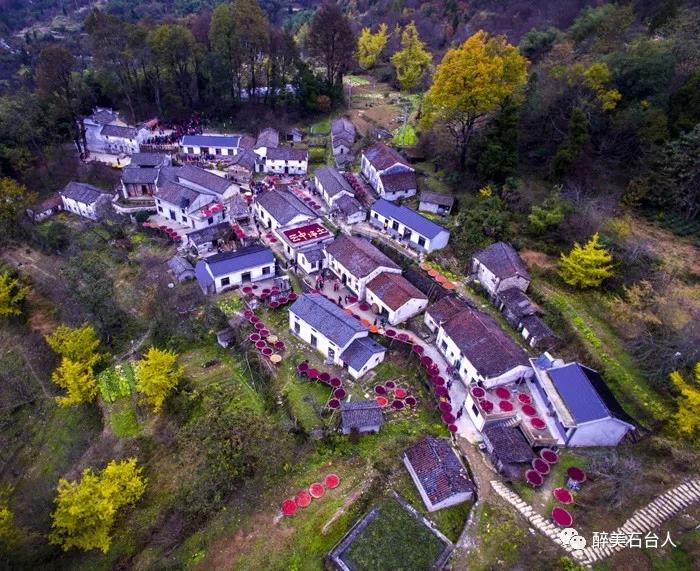 云中净土，山巅秋色.jpg